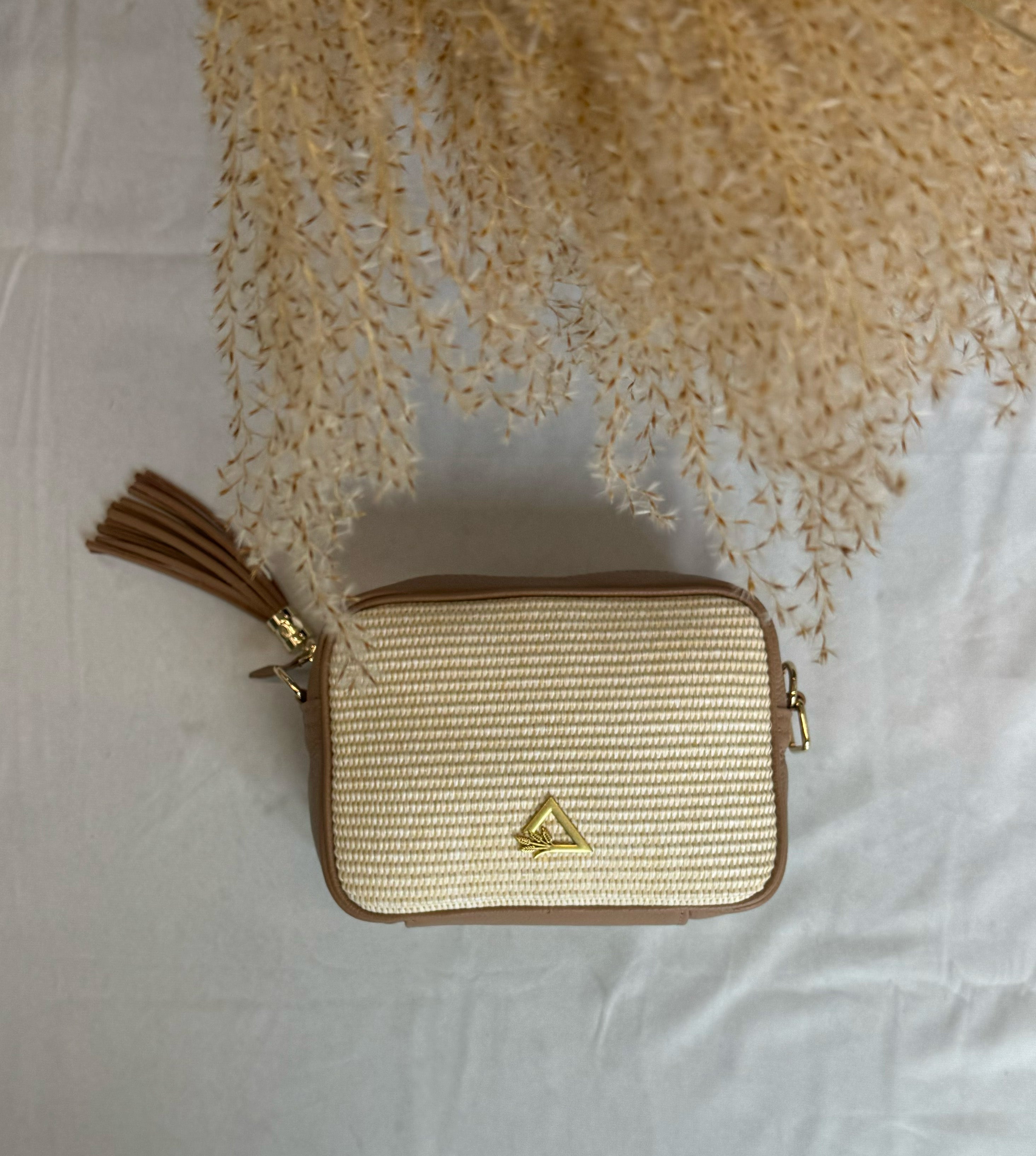 Hay Life X Elie Beaumont Raffia Camera Bag Tan